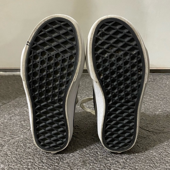 VANS Kids hi-top shoes size 12 - Picture 2 of 6